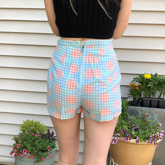 Houndstooth Plaid Pattern Vintage Pin Up Short Sh… - image 5