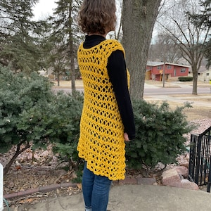 Crochet Vest- Sleeveless Cardigan Sweater with pockets