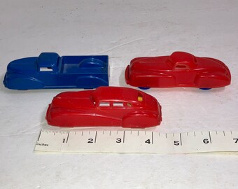 Lot of 3 Vintage Renwal Plastic Toy Cars