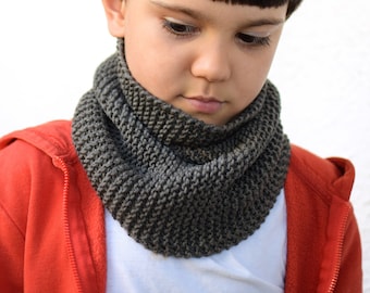 Kids cowl scarf hand knit from soft wool, for boys and girls, merino wool tube scarf in grey, blue, red, cream, green, yellow