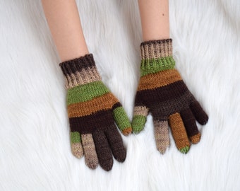 Wool gloves / mittens