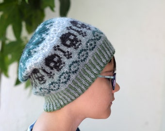 Green alpaca hat with black skulls for Halloween, hand knit colorwork slouchy beanie for kids, teen or women S, ready to ship