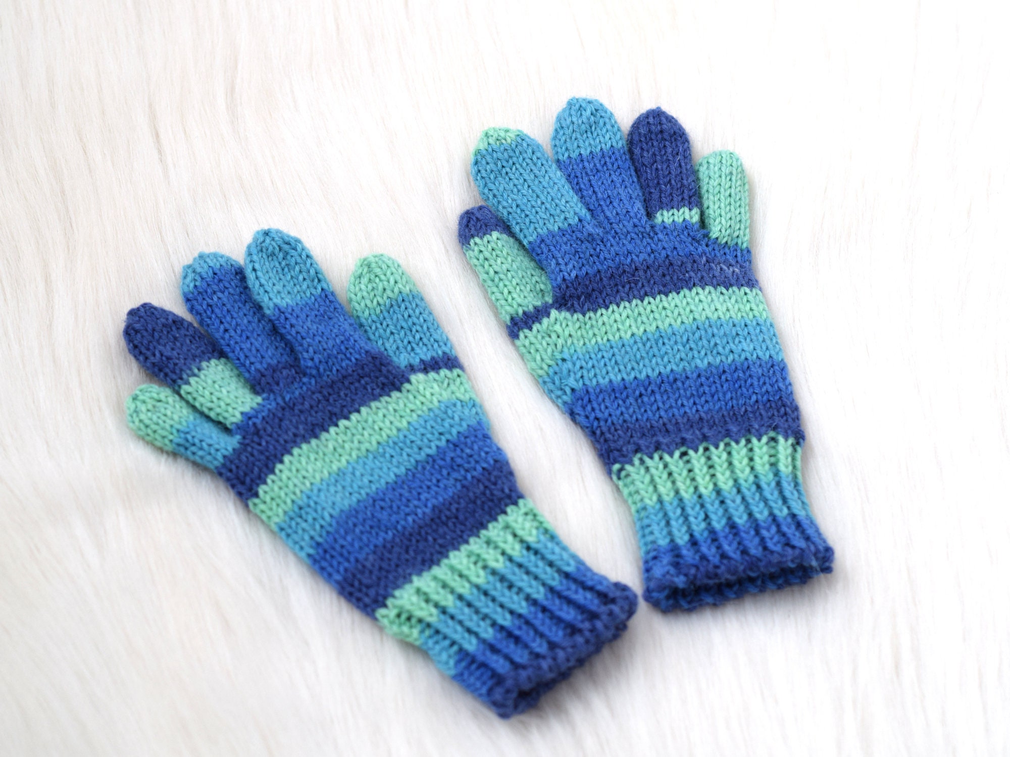 Hand Knit Rainbow Gloves, Children's or Adult Striped Wool Winter Gloves,  Mother Daughter Glove Set, Winter Gloves Made to Order - Etsy