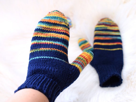 Gants pour tout-petits en laine, mitaines pour enfants à rayures gris  arc-en-ciel, mitaines pour enfants tricotées à la main avec ficelle,  mitaines d'hiver pour garçons et filles -  Canada