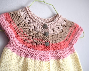 Baby girl summer cardigan in pink and cream, hand knit baby cardi, cotton cardigan with gray buttons, baby summer clothes, 0-3 month crochet