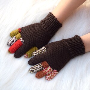 Guantes de lana merino para niños, guantes marrones con dedos de colores, guantes 100% lana, talla 3-5 años listos para enviar, más colores disponibles