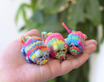 Rainbow Knitted Piggy: Miniature Stuffed Animal Toy