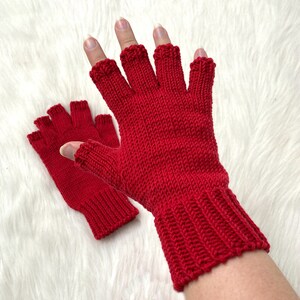 Guantes suaves de lana merino con medios dedos, guantes tejidos a mano para niños o adultos, guantes de primavera u otoño hechos a pedido, elige talla y color