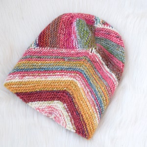 Slouchy beanie muts met de hand gebreid in pluizige alpacawol, kleurrijke gestreepte muts, exclusief uniek cadeau-idee, winter gebreide muts