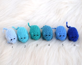 Baby boy shower, blue shades piggy mix, pocket pig, small party favor, knitted baby toy, little pigs pocket toy, party decoration