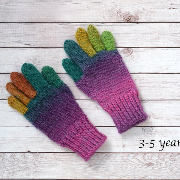 Gants pour enfants en laine mélangée, gants tricotés à la main dans des tons violets et verts, gants d'hiver fins prêts à être expédiés en taille 3-5 ans