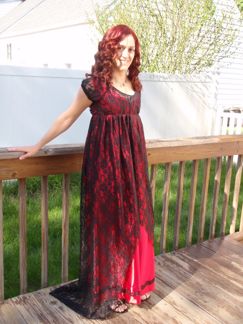 rose titanic red dress