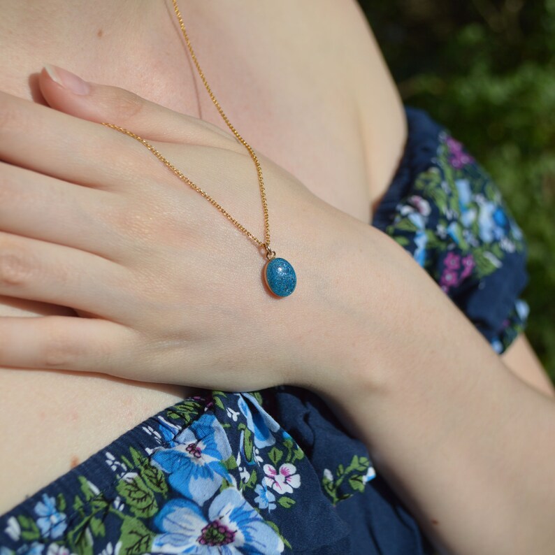 Small Ashes Cremation Gold Necklace