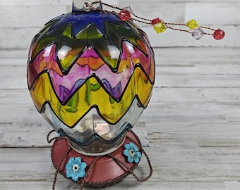VTG Hot Air Balloon Style Hummingbird Feeder Multi Colored Heavy Thick Glass