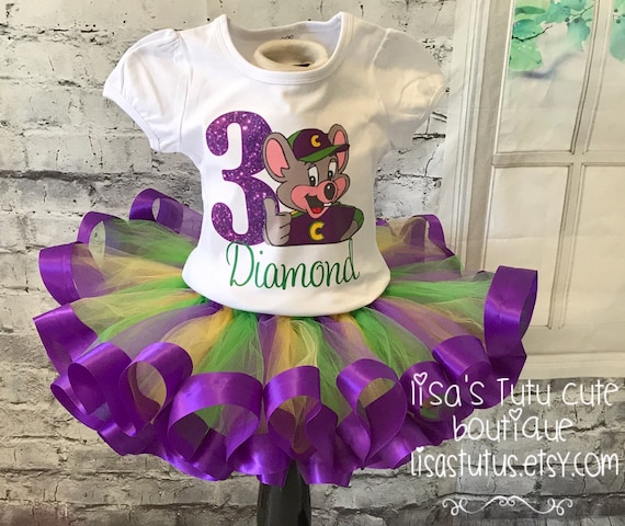 chuck e cheese birthday outfit