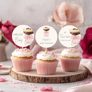 Modello per topper per cupcake per baby shower con fiocco rosa Espresso Martini - Un piccolo è in arrivo Bomboniere per baby shower - Download digitale 5009CP-BBS
