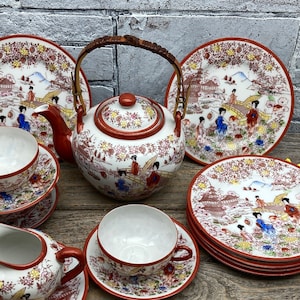 GORGEOUS KUTANI Geisha Motif  Porcelain Teapot w/Strainer and Bamboo Handle OR Two 7&quot; Plates Hand Painted Made in Japan 1950s Asian Decor