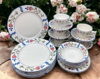 Vintage NIKKO Avondale Ironstone Plates, Cups, Saucers: Blue Red Floral Folk Art