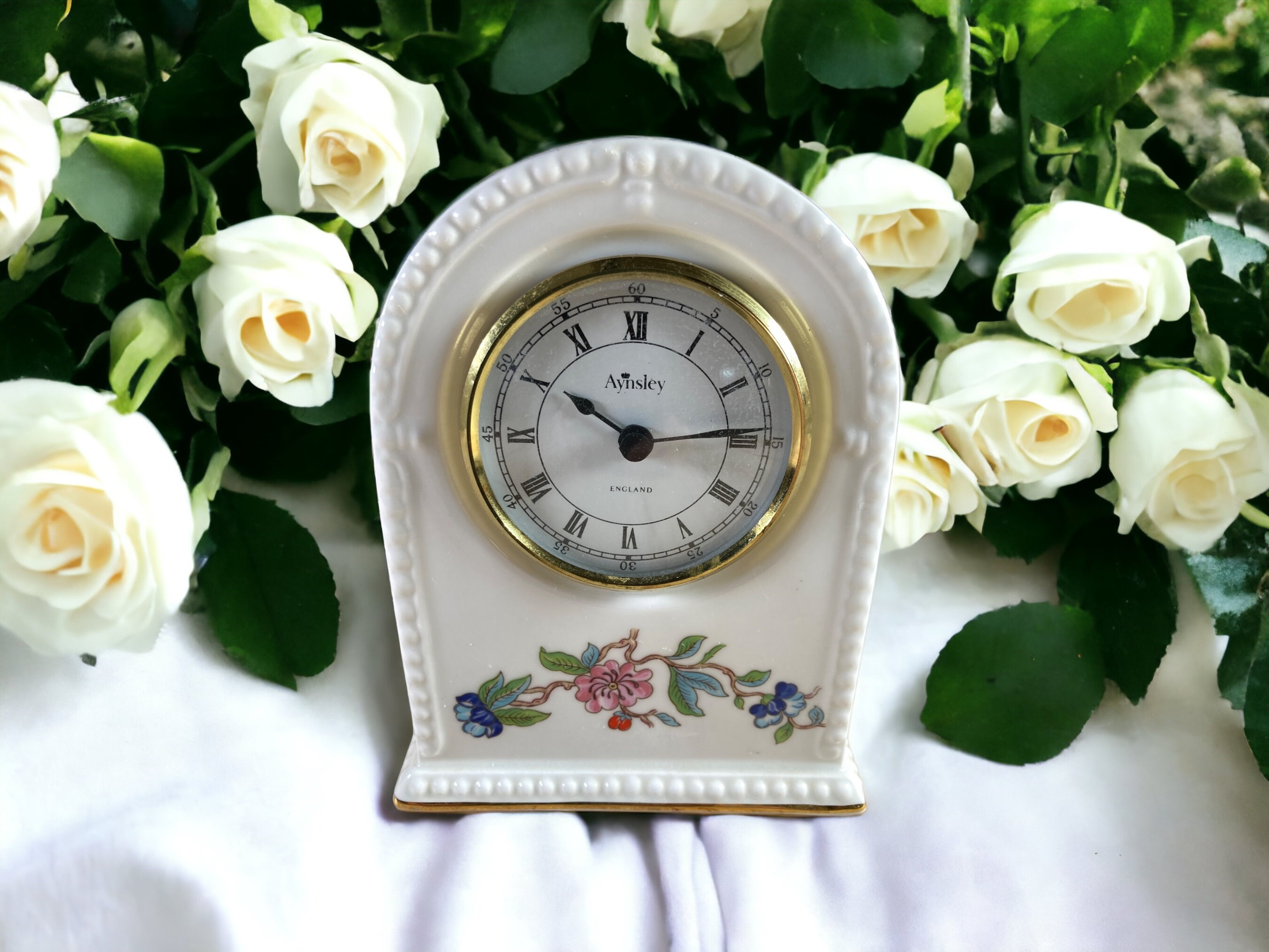 Aynsley　花瓶 Aynsley Bone China Clock or Vase: Pembroke & Cottage Garden Decor