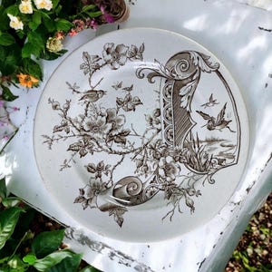 1880s ~ Ashworth Bros "Melrose" Rd 12797 Antique 9-3/8" Plate Made in England Aesthetic Movement Brown Transferware stoneridgeattic