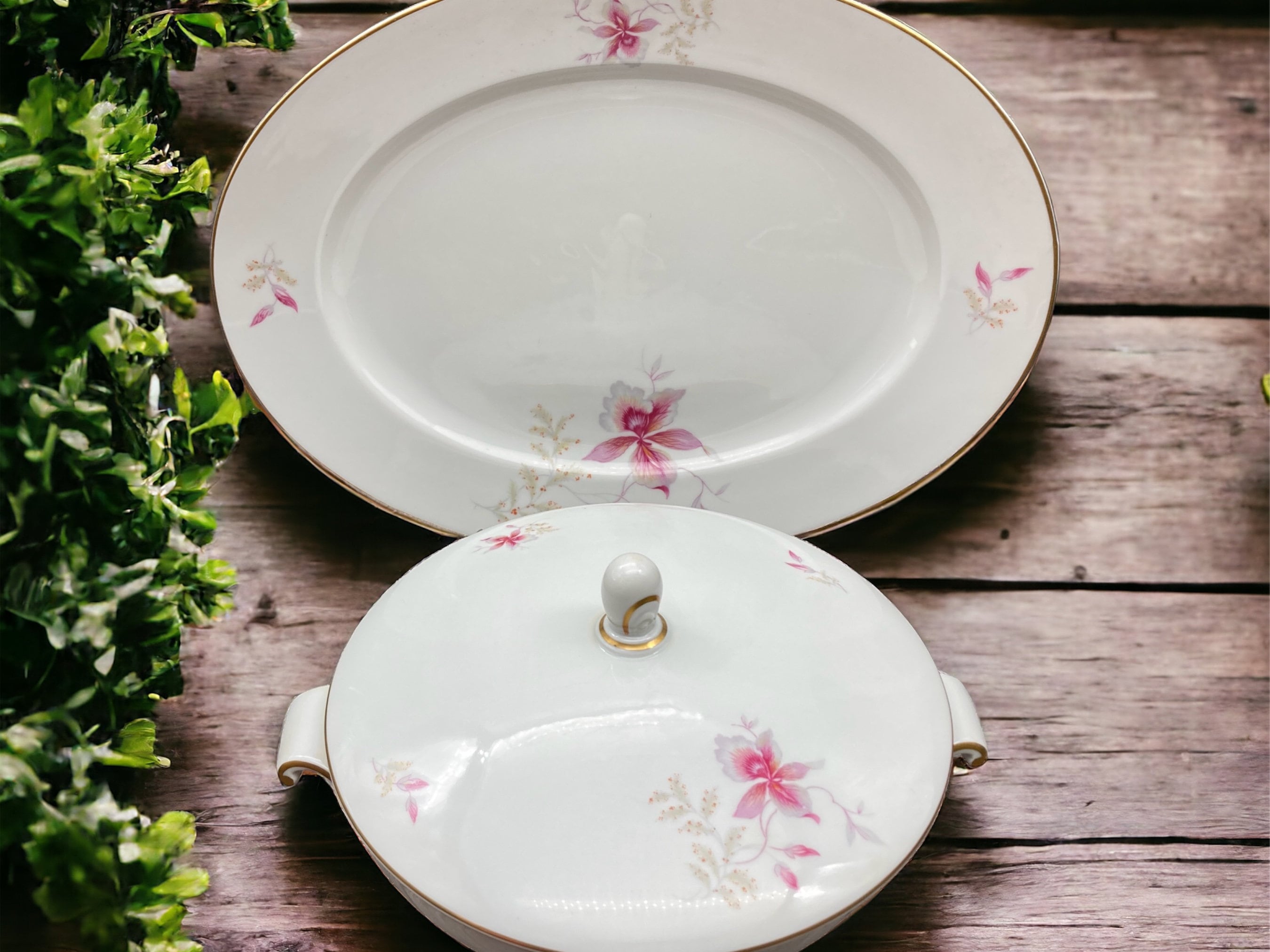 新品 ドイツ製 ROSENTHAL デコラティブな美しいレリーフのスーピエール