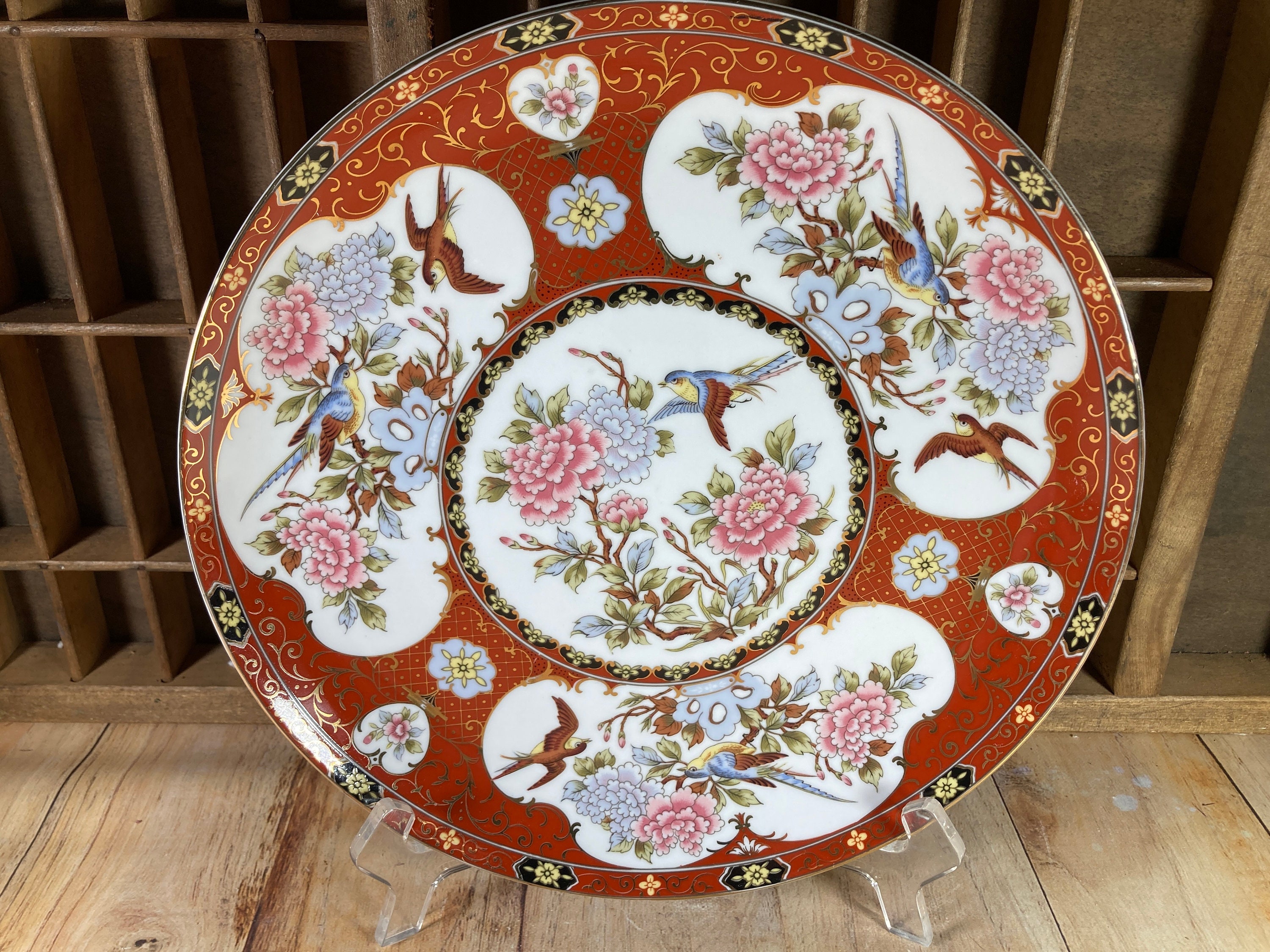 Japanese Imari Plate: 