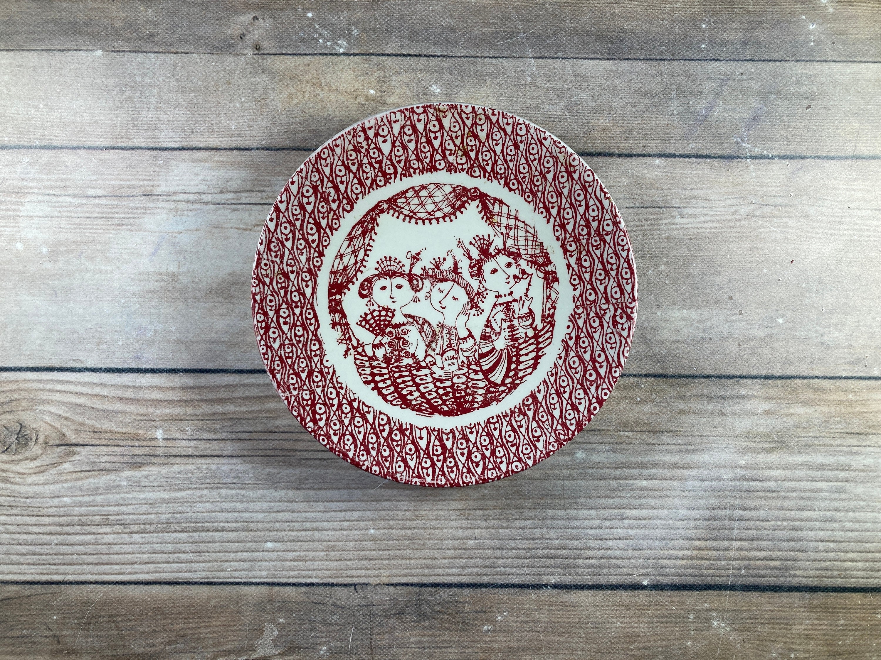 Bjorn Wiinblad Nymolle Collector Plate: L'opera Red and White