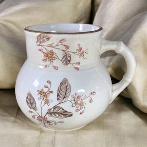 Antique Floral Creamer: New England Pottery, Gold Rim Vase (1876-1914)