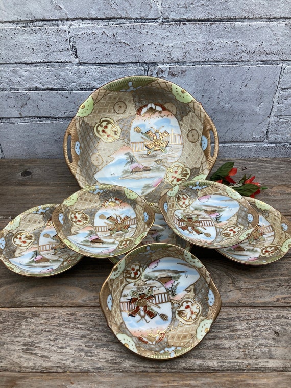Asian top serving dishes