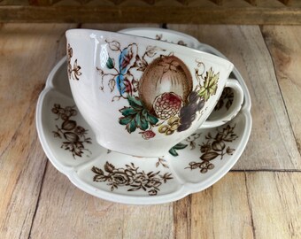 Johnson Brothers Windsor Fruit Plate: Vintage Brown Transferware