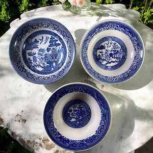 Blue Willow Cereal Bowl: England OR USA Transferware Pottery