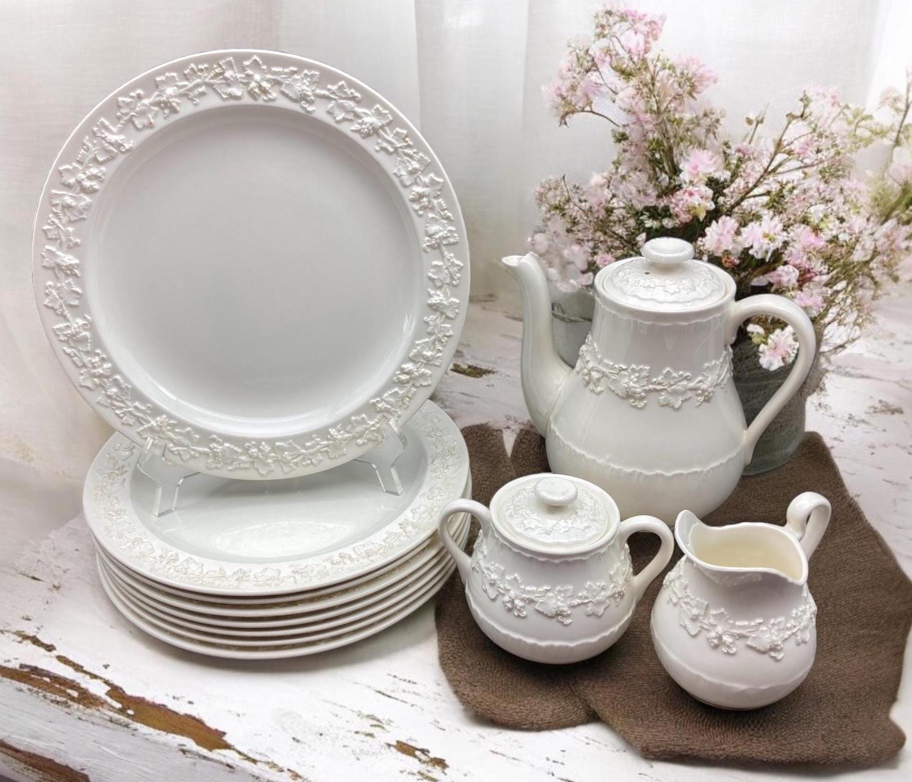Wedgwood Queensware Embossed Grape Pattern: England Creamware