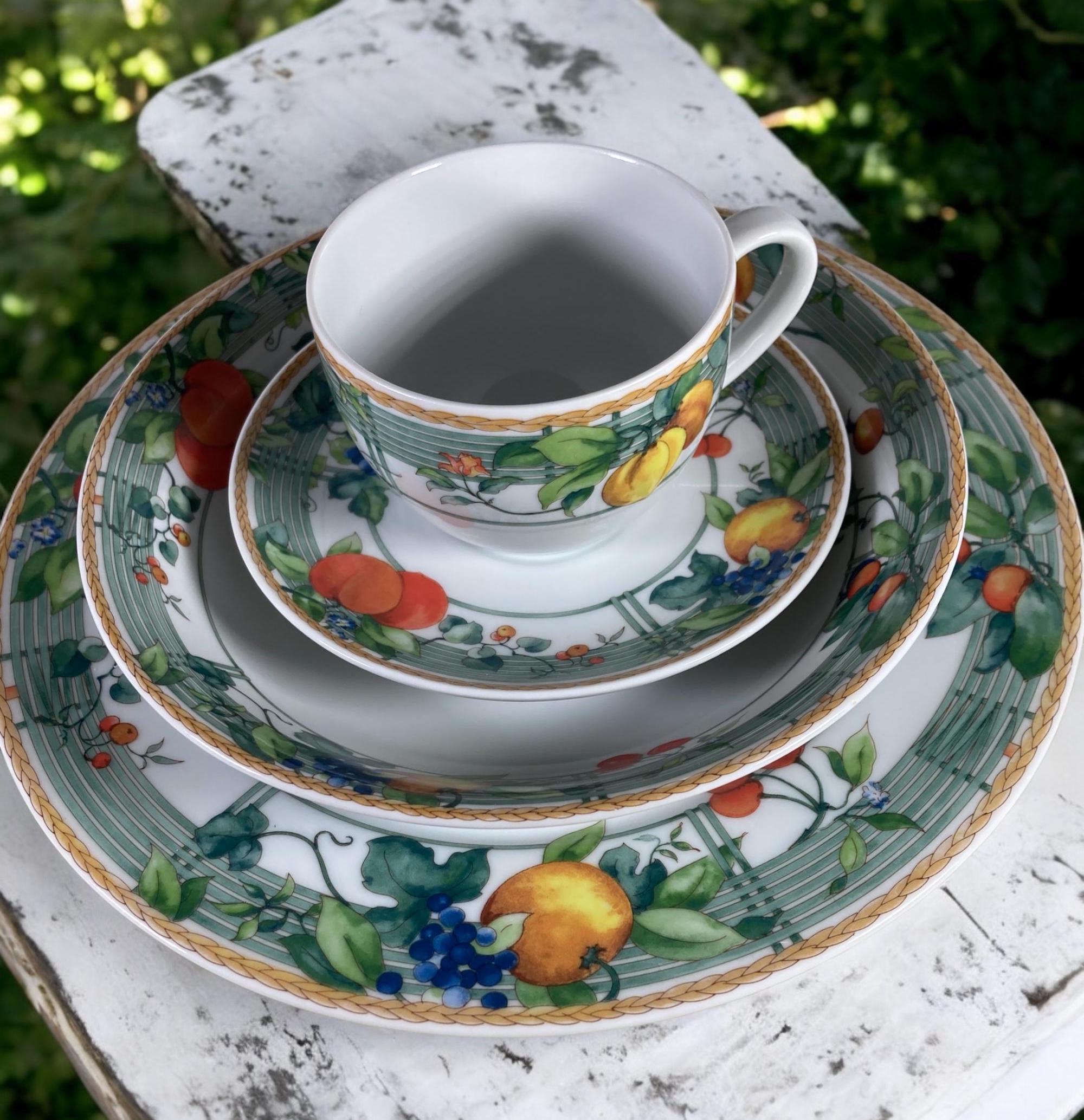 Wedgwood Eden Porcelain Dinnerware: Fruit Trellis Plates, Bowls