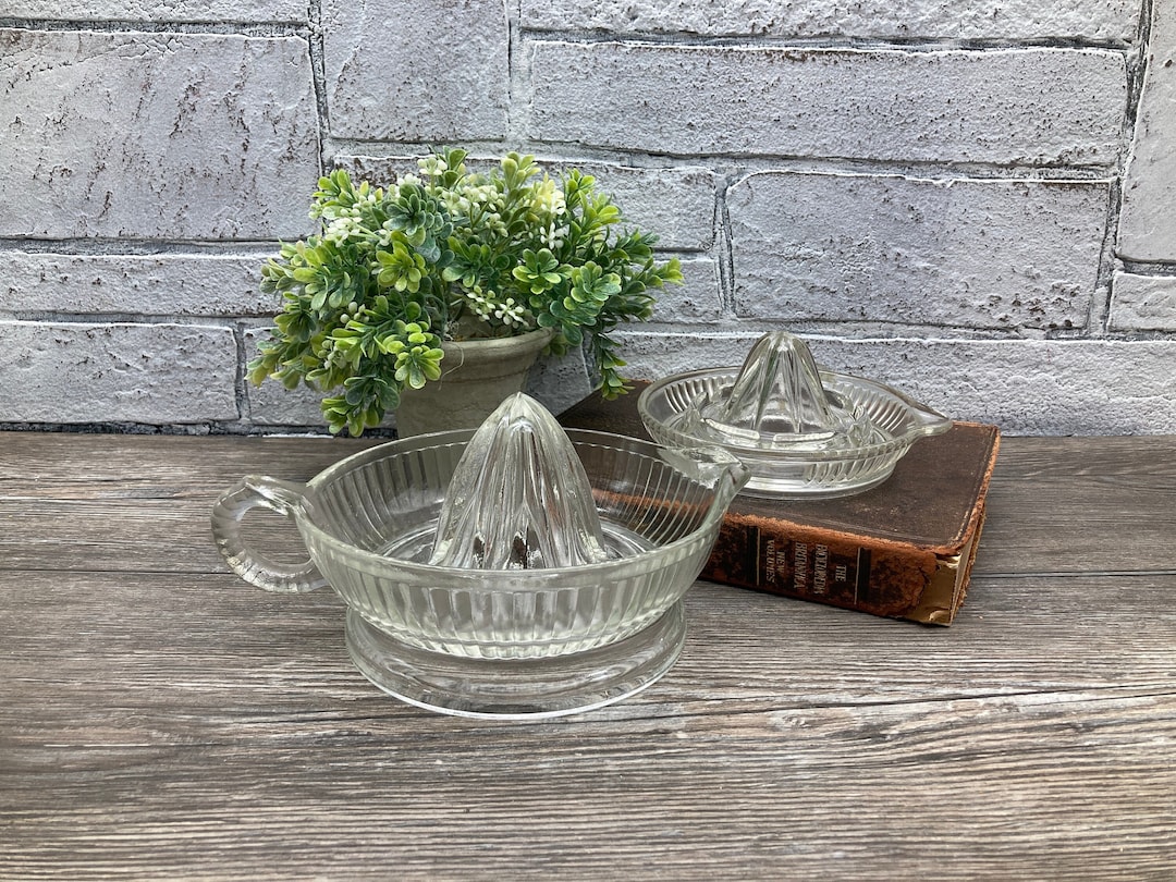 Vintage Clear Glass Juicers Lemon / Orange / Citrus Reamers Large OR