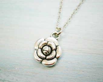 Antique Silver Flower Charm Necklace/Boho Necklace/Boho Necklace/Nature Necklace