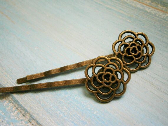 Antique Bronze Set of 2 Filigree Flower Bobby Pins, Flower 