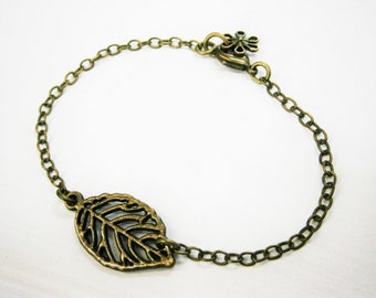 Antique Bronze Filigree Leaf Bracelet/Boho Bracelet/Nature Jewelry/Woodland Jewelry/Bridesmaid Bracelet/Leaf Bracelet/Garden Bracelet