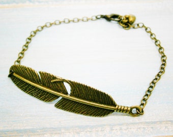 Antique Bronze Feather Bracelet/Boho Bracelet/Nature Inspired Bracelet/Woodland Jewelry/Bridesmaid Bracelet/Feather Bracelet/Bird Bracelet