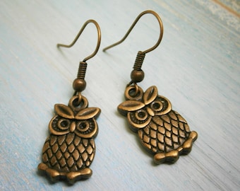 Antique Bronze Owl on Antique Bronze Earring Hooks/Dangle Earrings/Boho Jewelry/Owl Earrings/Bird Earrings/Bohemian Jewelry/Boho Earrings