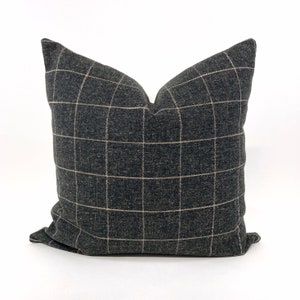 Housse de coussin à vitre anthracite, oreiller gris foncé, oreiller à carreaux, oreiller à carreaux noir, oreiller moderne