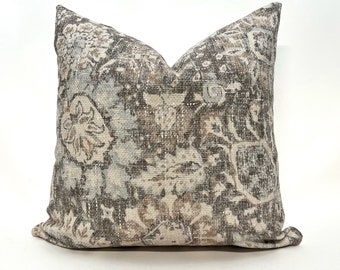 medallion throw pillows