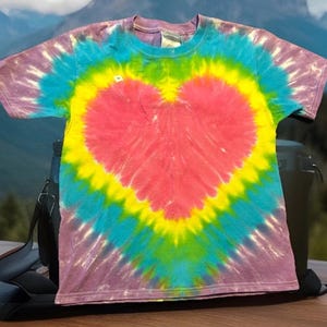 Youth Kids Medium Pink Heart Tie Dye T-Shirt – Handmade Unisex Boho Festival Shirt, Hippie Streetwear Top