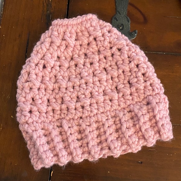 Messy Bun Beanie in Blossom Pink