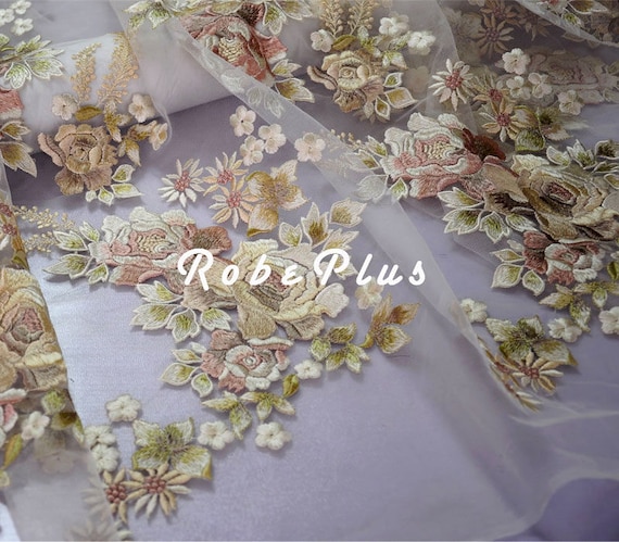 Tulle dentelle Schiffli - strass tissu dentelle tissu strass - broder dentelle - dentelle florale brodé avec strass embellissement-dentelle Champagne 658006 Tulle dentelle Schiffli - strass tissu dentelle tissu strass - broder dentelle - dentelle florale brodé avec strass embellissement-dentelle Champagne 658006