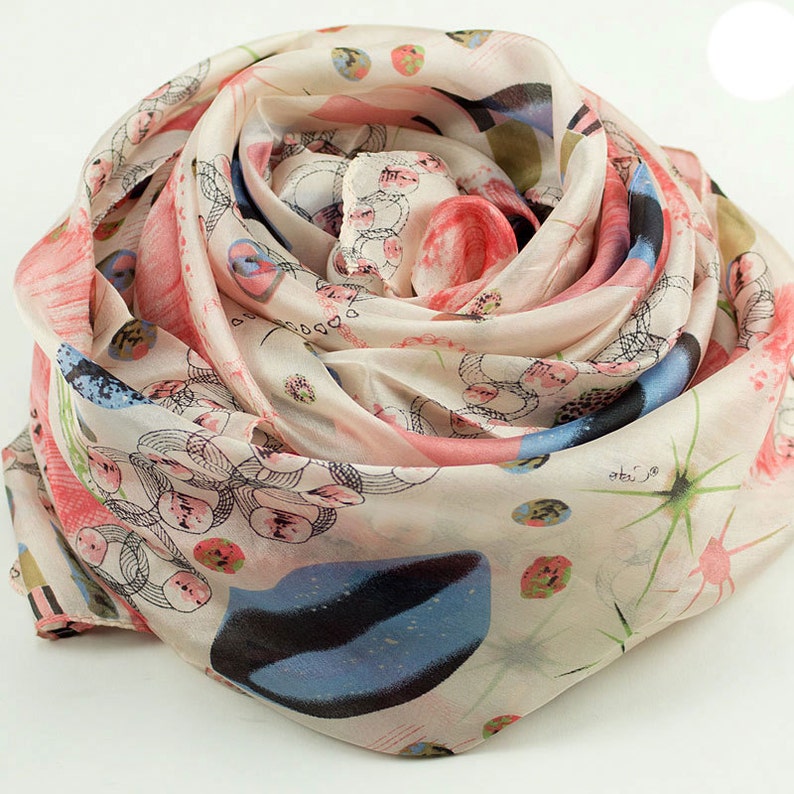 pink scarf