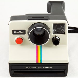 Vintage Polaroid OneStep SX-70 White Rainbow Stripe Instant Camera with Case and 1 Pack New Polaroid SX-70 Color Film Tested & Working image 3