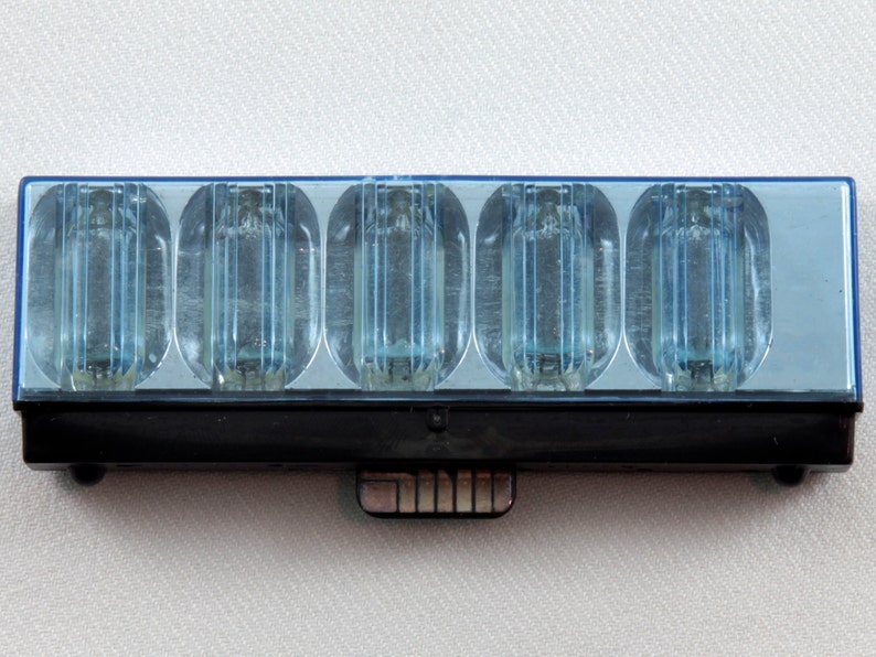Flash Bar for Polaroid SX-70 Instant Film Cameras - Vintage Flashbar is New Old Stock and Provides Flashes for 10 Photos