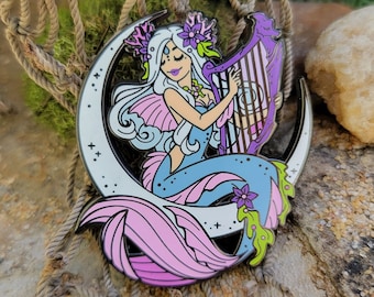 Sirène de la Lune Hard Enamel Pin