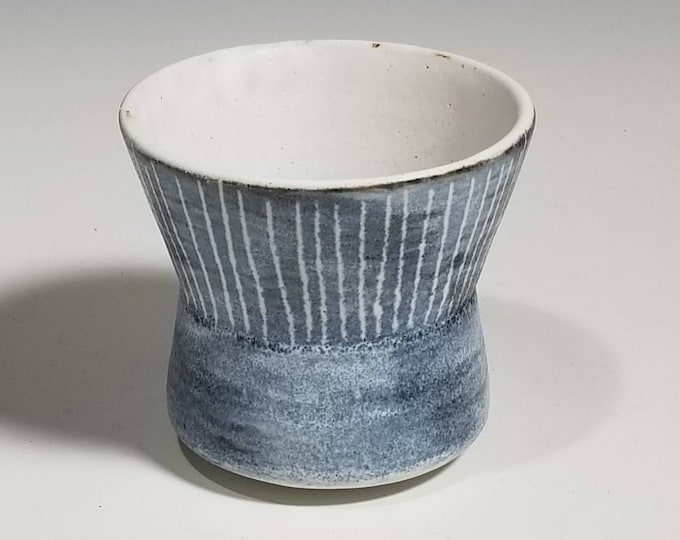 Tea cup (yunomi)