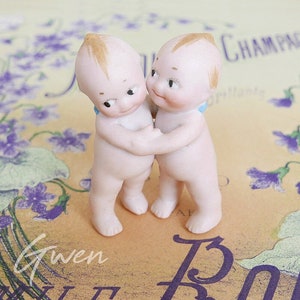 Antique German Bisque Kewpie Doll, Twin Baby Huggers Figurine from Rose O'Neill, 2.5 Siblings Action Figure, 1913 Germany Miniature image 1